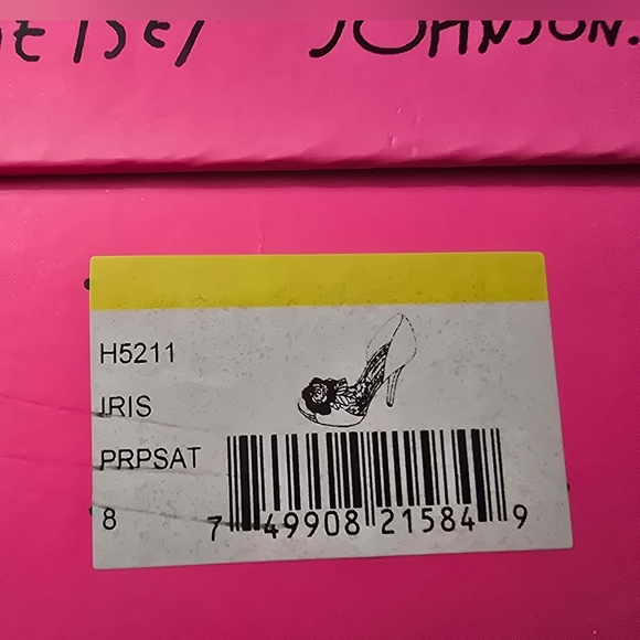 Vintage Betsey Johnson Satin & Sequin Purple Heels Iris - Picture 7 of 8